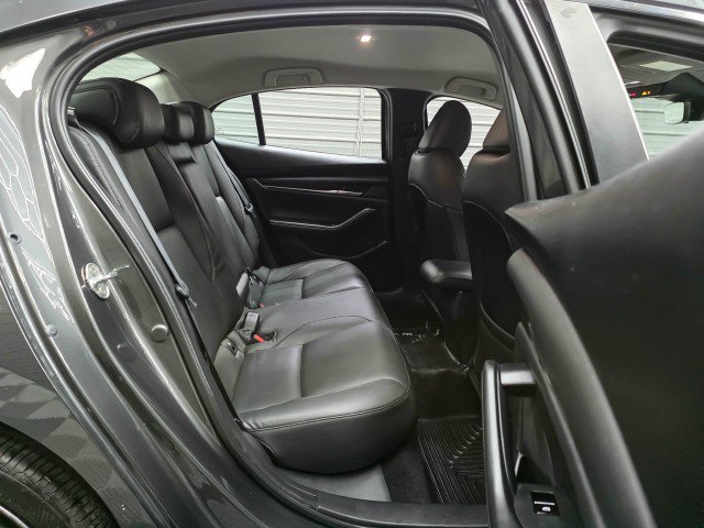 Used 2022 MAZDA MAZDA3 s FWD image 17