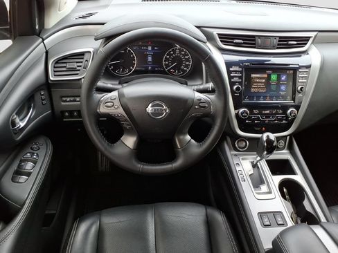Used 2020 Nissan Murano SL w/ Cargo Package FWD image 9