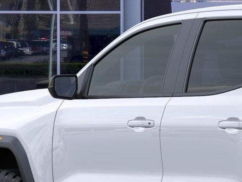New 2026 GMC Canyon Elevation w/ Convenience Package RWD image 36