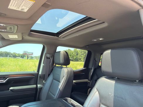 Used 2024 GMC Sierra 1500 Denali w/ Denali Reserve Package AWD/4WD image 34