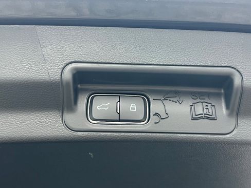 New 2026 Ford Explorer ST-Line w/ ST-Line Street Pack image 13