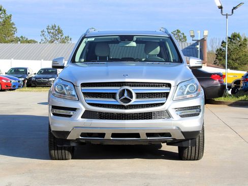 Used 2015 Mercedes-Benz GL 320 BlueTEC 4MATIC image 2