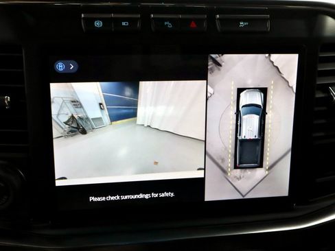 Used 2024 Ford F250 Lariat w/ Lariat Ultimate Package image 4