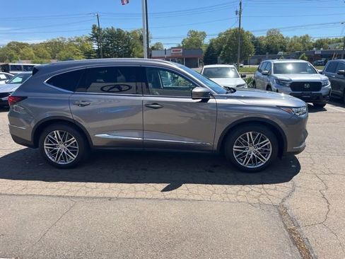Certified 2023 Acura MDX SH-AWD w/ Advance Package image 22