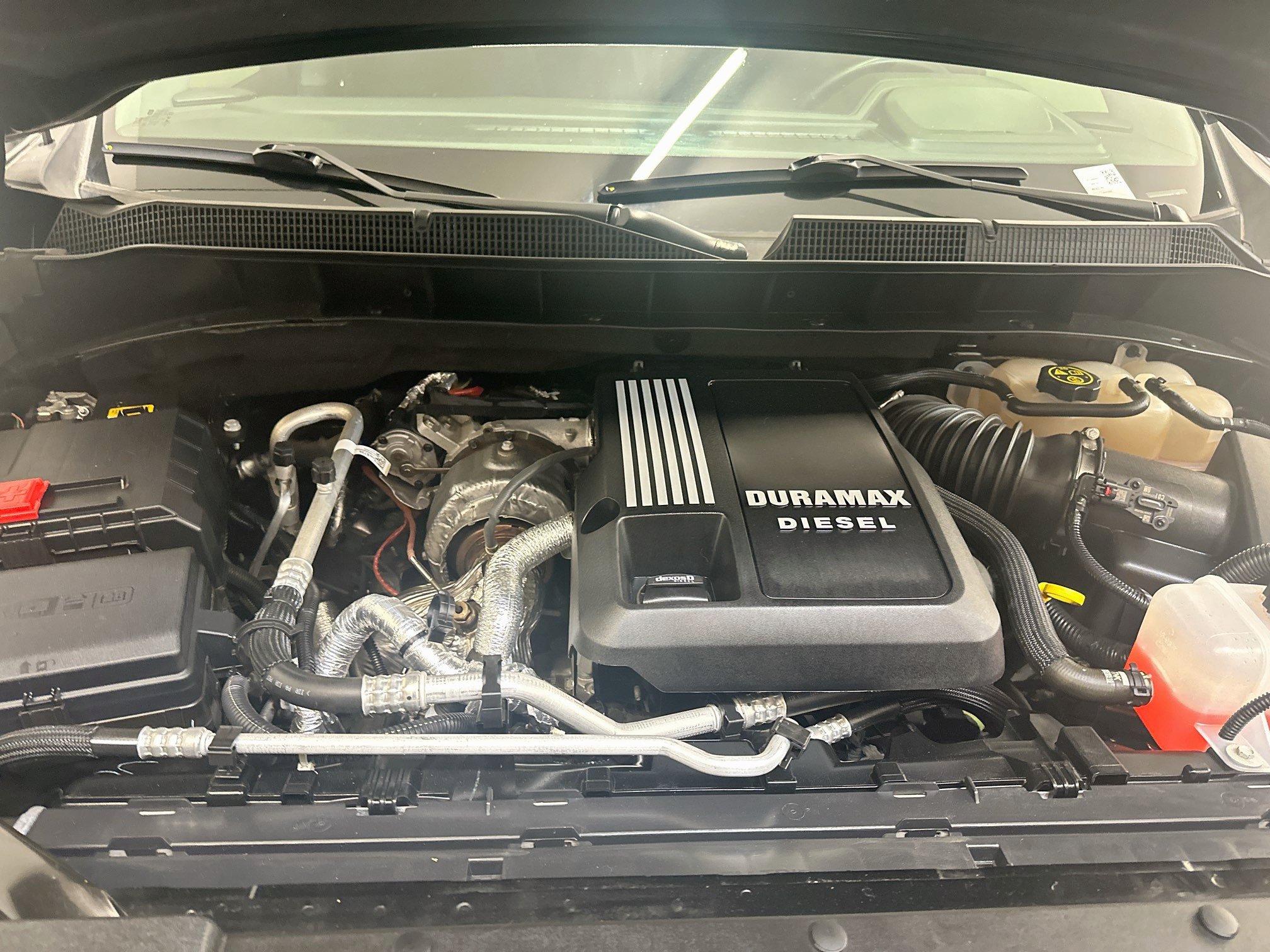 Used 2023 Chevrolet Silverado 1500 LTZ AWD/4WD image 34