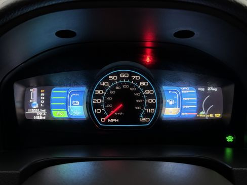 Used 2012 Ford Fusion Hybrid FWD image 26