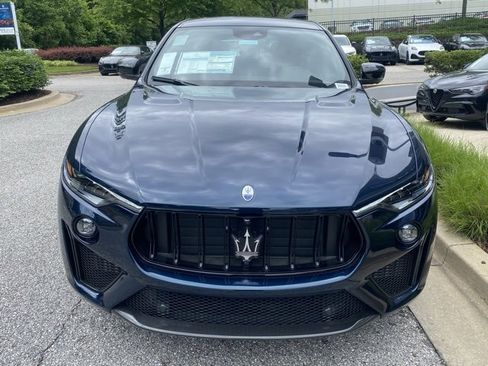 New 2024 Maserati Levante Trofeo image 3