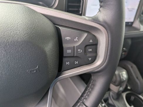 New 2025 Ford Bronco Badlands image 21