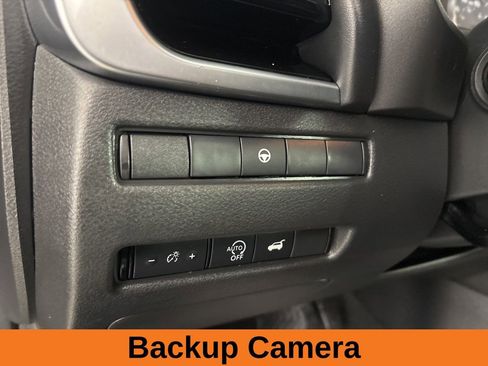 Used 2023 Nissan Rogue SL w/ SL Premium Package image 10