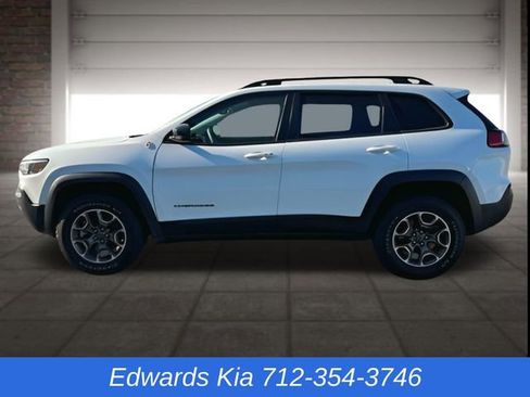 Used 2022 Jeep Cherokee Trailhawk w/ Technology Group B image 7