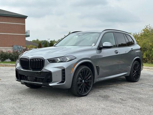 New 2026 BMW X5 xDrive40i w/ M Sport Package image 3