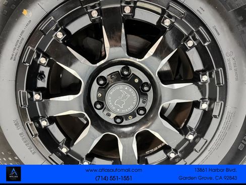 Used 2007 Cadillac Escalade EXT w/ Information Package AWD/4WD image 5