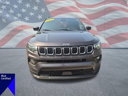 Used 2023 Jeep Compass Latitude AWD/4WD image 8