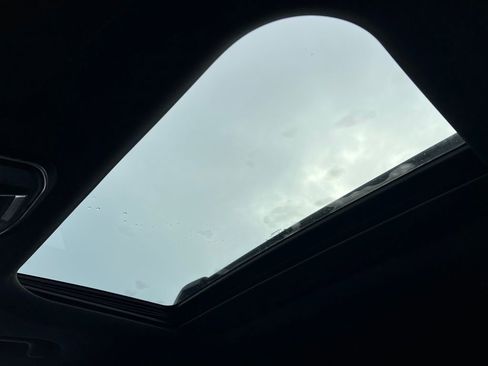 Used 2023 Jeep Grand Cherokee Altitude image 32