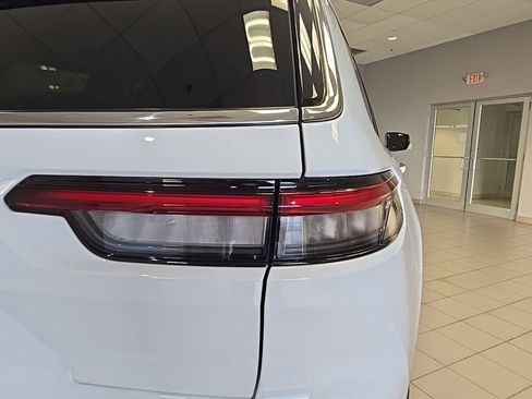 Used 2021 Jeep Grand Cherokee L Overland w/ Luxury Tech Group IV image 23