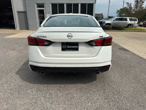New 2025 Nissan Altima 2.5 SR image 5