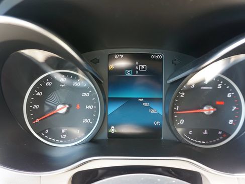 Used 2020 Mercedes-Benz GLC 300 image 6