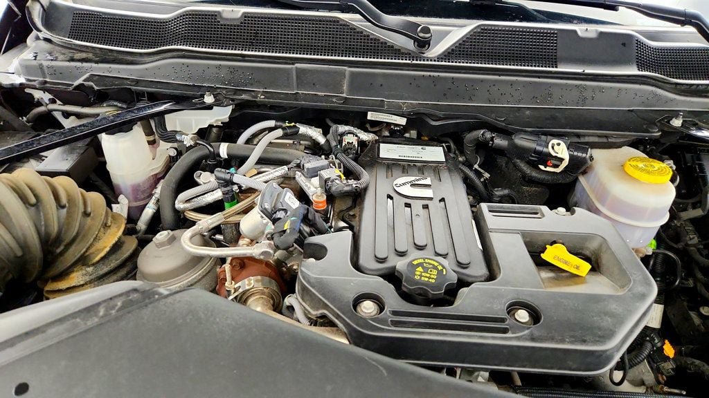 Used 2025 RAM 2500 Limited AWD/4WD image 28