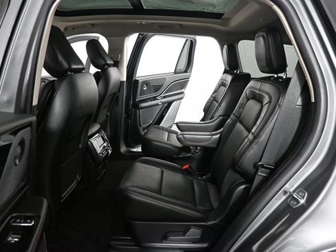 Used 2023 Lincoln Aviator Reserve w/ Elements Package Plus image 19