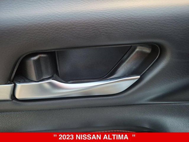 Certified 2023 Nissan Altima 2.5 SR AWD/4WD image 13