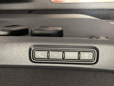 New 2026 Volkswagen Atlas SEL Premium R-Line AWD/4WD image 9