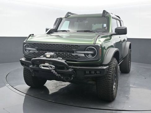 Used 2023 Ford Bronco Everglades image 3