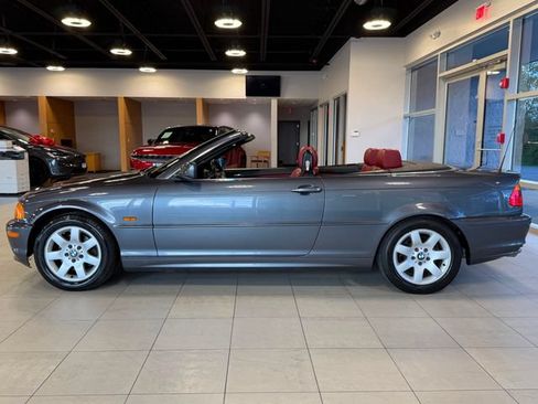 Used 2001 BMW 325Ci Convertible RWD image 8