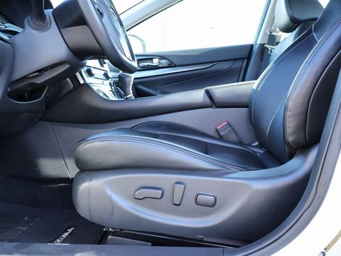 Used 2023 Nissan Maxima SV w/ Floor Mat Group image 36