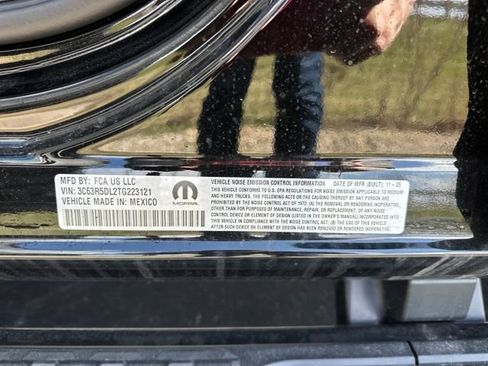 New 2026 RAM 2500 Big Horn AWD/4WD image 24