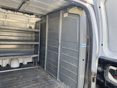 Used 2020 Chevrolet Express 2500 w/ Communications Package image 22