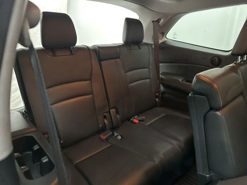 Used 2019 Honda Pilot Touring image 23