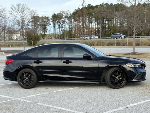 Used 2023 Honda Civic Sport image 25