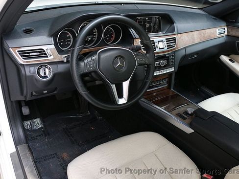 Used 2014 Mercedes-Benz E 350 4MATIC Wagon image 24