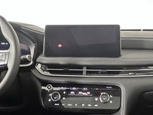 Certified 2025 INFINITI QX60 Luxe w/ Vision Package image 23