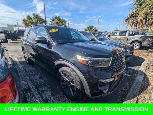 Used 2021 Ford Explorer XLT w/ Equipment Group 202A RWD image 3