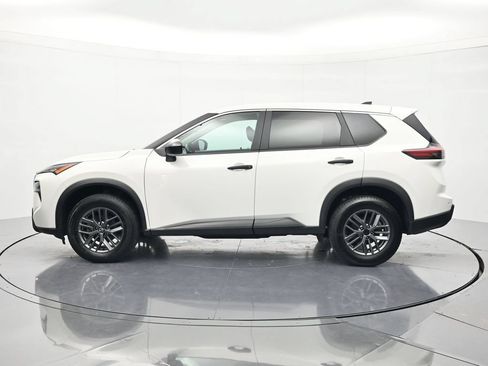 Used 2024 Nissan Rogue S FWD image 8