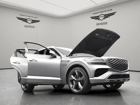 Used 2025 Genesis GV80 3.5T Prestige AWD/4WD image 11