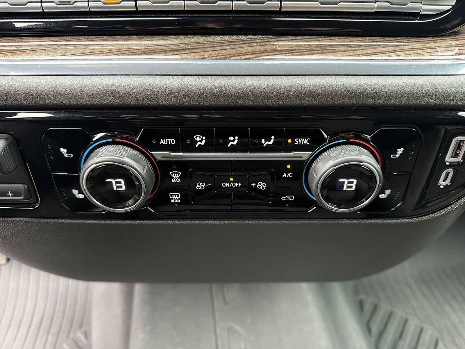 Certified 2023 Chevrolet Silverado 1500 RST AWD/4WD image 20
