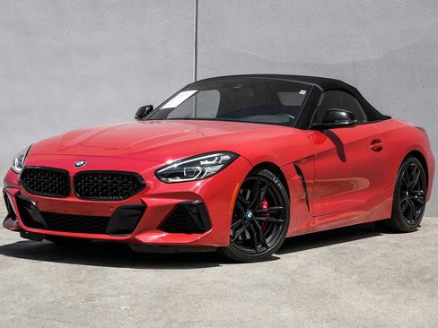 Used 2022 BMW Z4 M40i w/ Premium Package RWD image 5