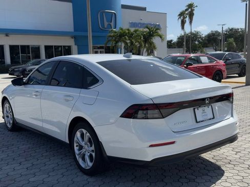 Used 2025 Honda Accord LX image 9