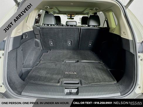 Certified 2023 Nissan Rogue Platinum w/ Platinum Premium Package image 28