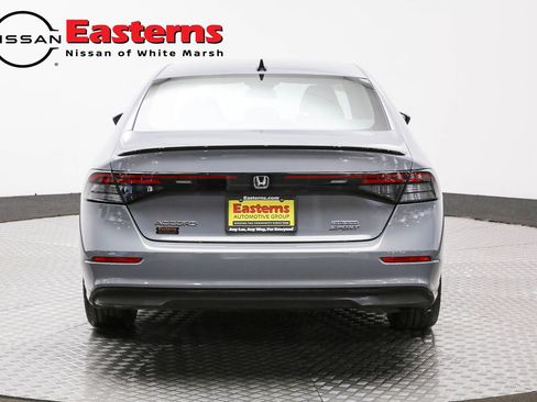 Used 2023 Honda Accord Sport image 6