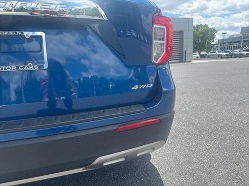 Used 2021 Ford Explorer XLT w/ Equipment Group 202A AWD/4WD image 29