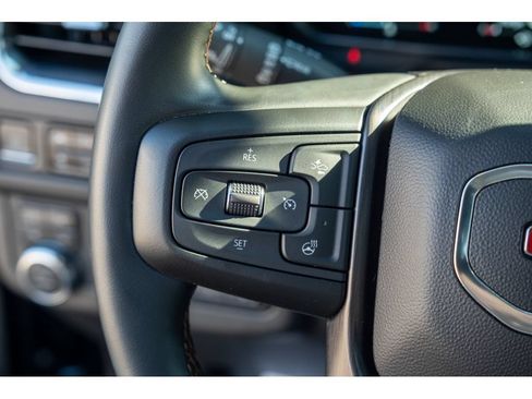 Used 2023 GMC Yukon AT4 w/ AT4 Premium Plus Package AWD/4WD image 19