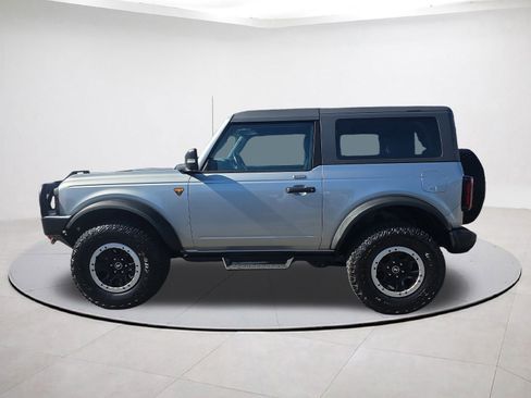 Certified 2023 Ford Bronco Badlands image 4