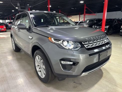 Used 2019 Land Rover Discovery Sport HSE AWD/4WD image 8