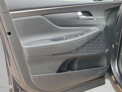 Used 2023 Hyundai Santa Fe SE image 17