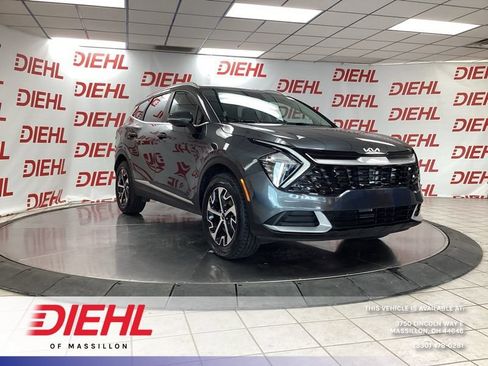 Certified 2023 Kia Sportage EX AWD/4WD image 1