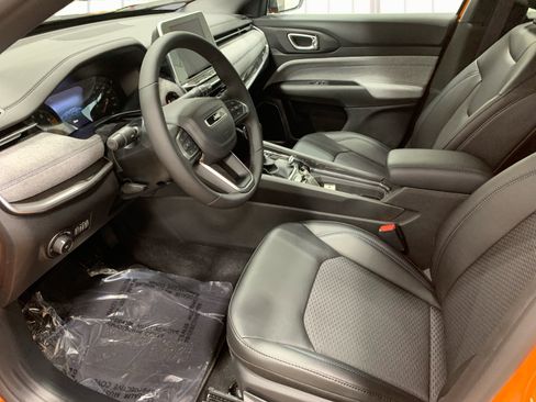 New 2026 Jeep Compass Latitude AWD/4WD image 9