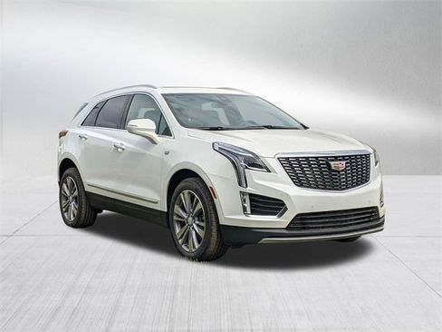 New 2025 Cadillac XT5 Premium Luxury image 3